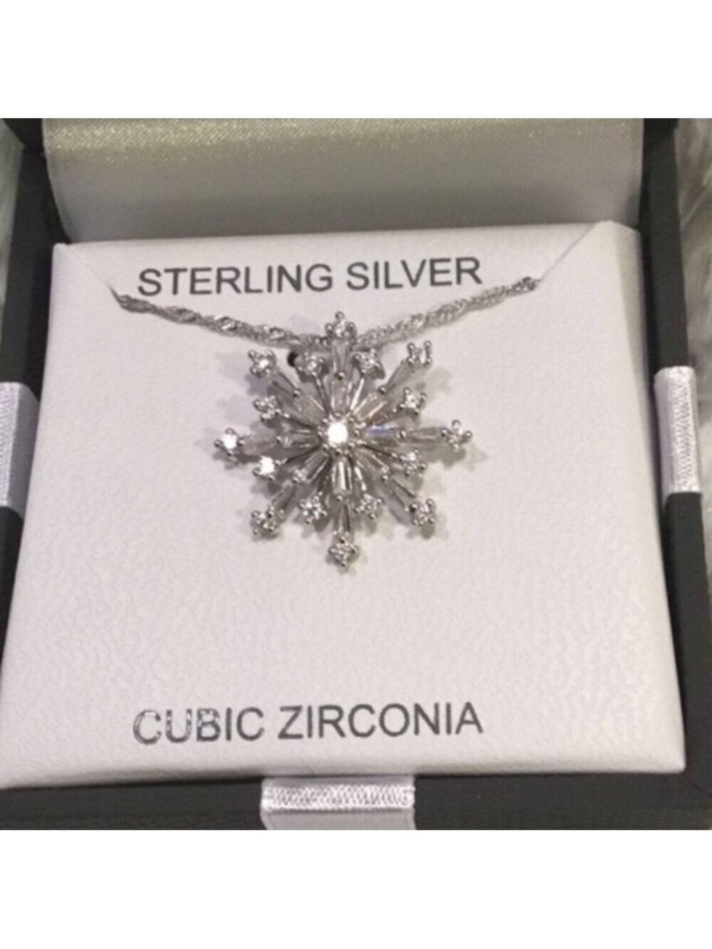Snowflake Jewelry set Sterling Silver Cubic Zirconia gift boxed - Picture 2 of 9